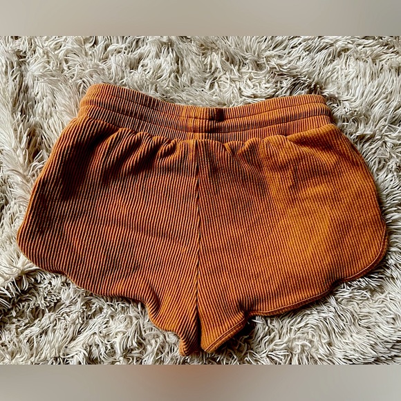 Bo-Tee Shorts - Picture 2 of 4